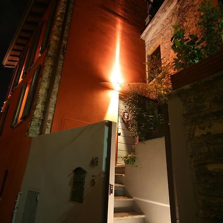 Casa Rossa - Bymyhomeincomo Cernobbio Habitación foto
