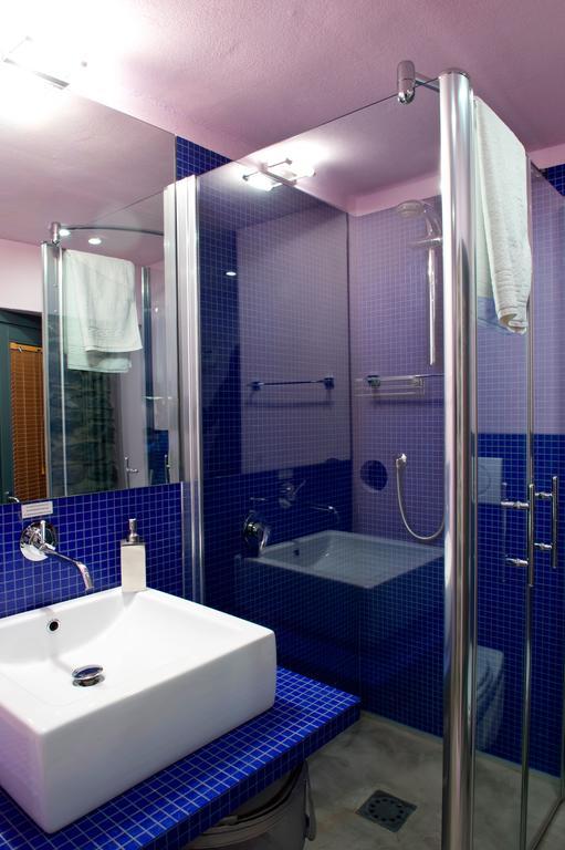 Casa Rossa - Bymyhomeincomo Cernobbio Habitación foto