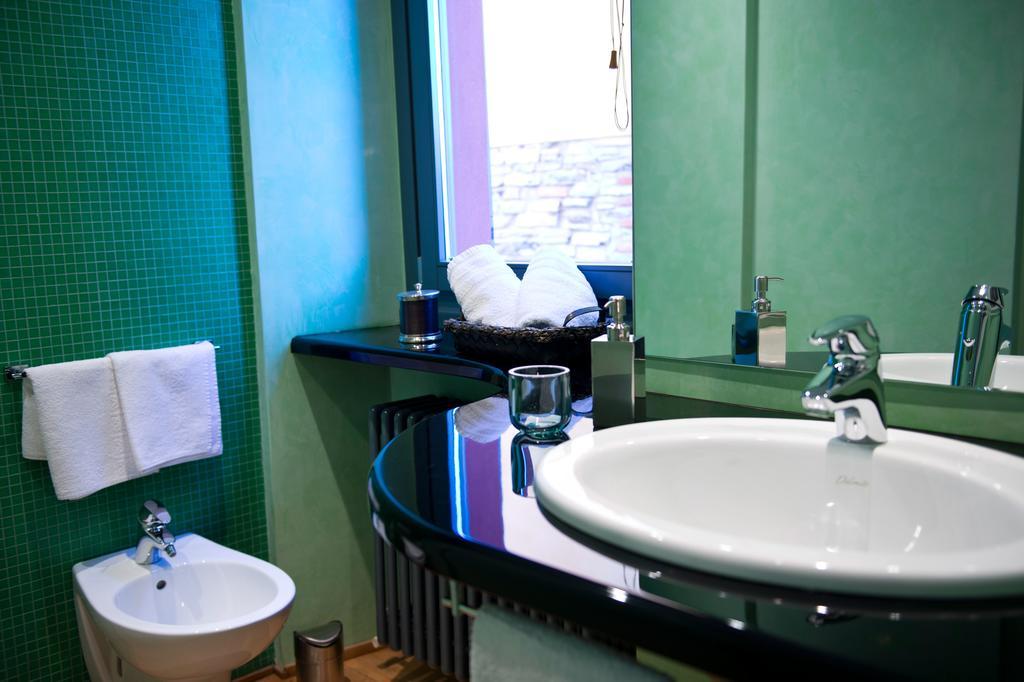 Casa Rossa - Bymyhomeincomo Cernobbio Habitación foto